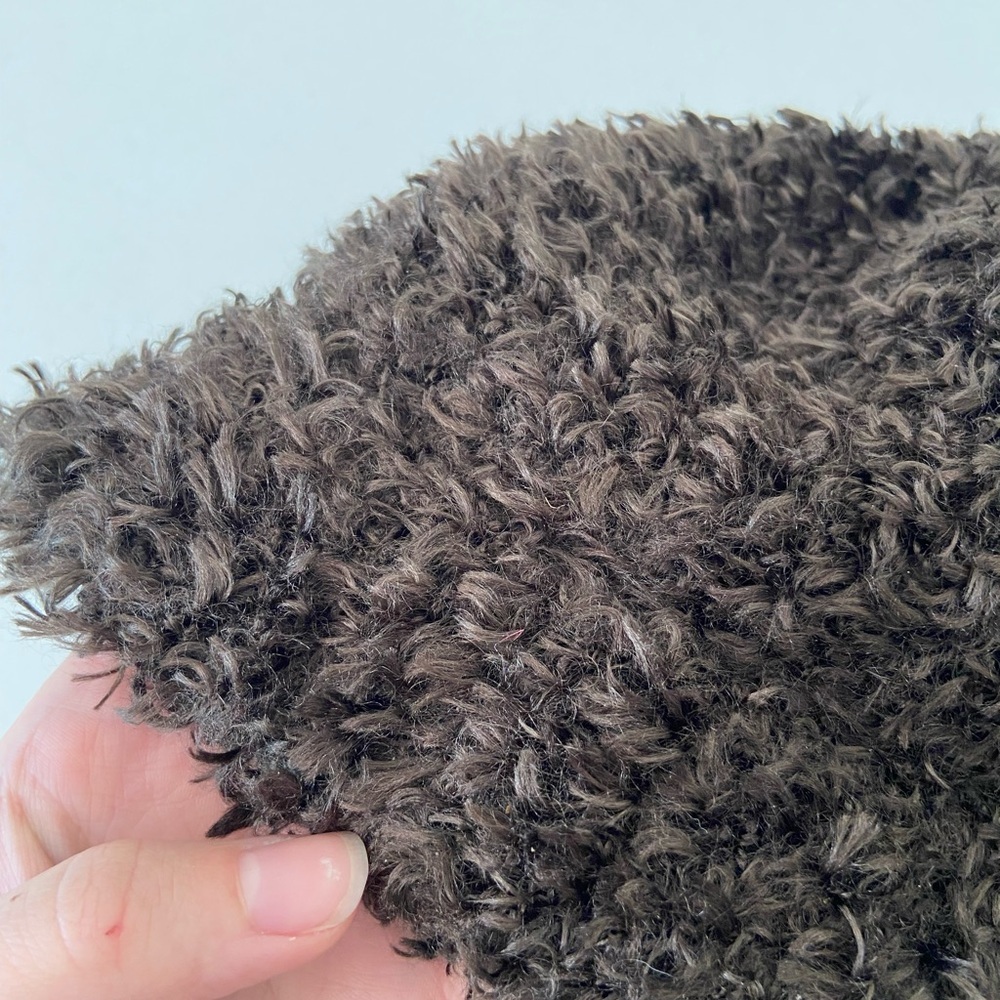 Vintage Nine West women’s furry fuzzy warm‎ fashion bucket hat — one size - Picture 4 of 4